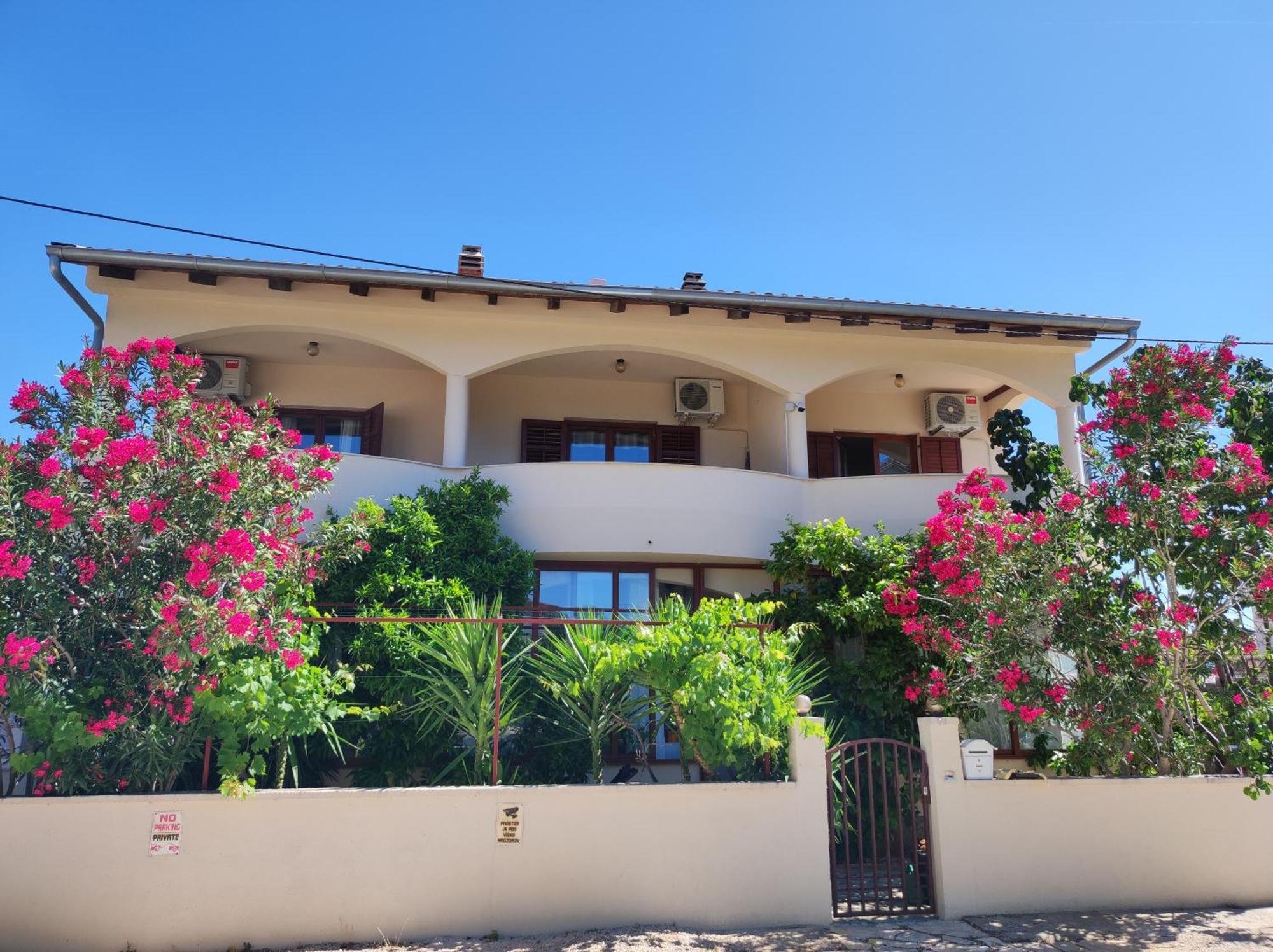 Apartman Busic Biograd Na Moru
